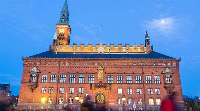 copenhagen-city-hall-opening-hours-how-to-climb-the-tower